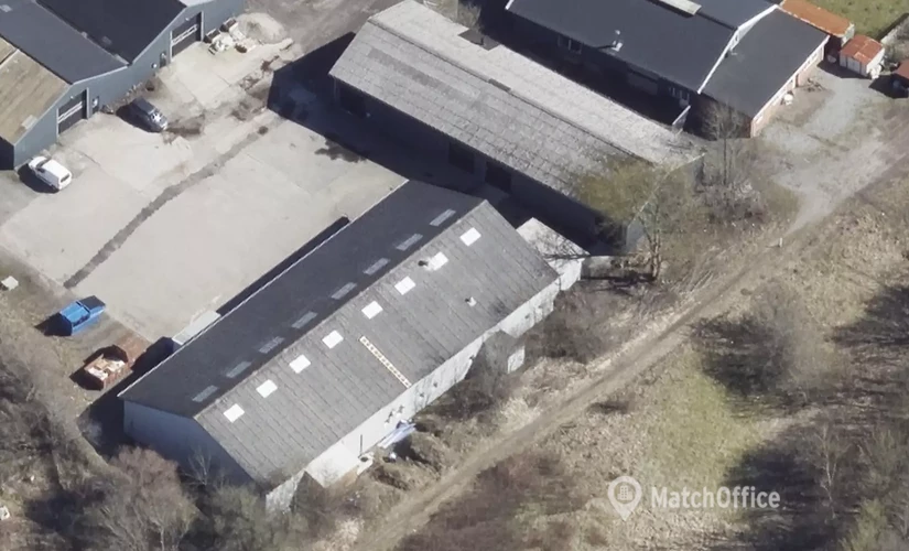 Lager / produktion Hjørringvej 172B 9400 Nørresundby