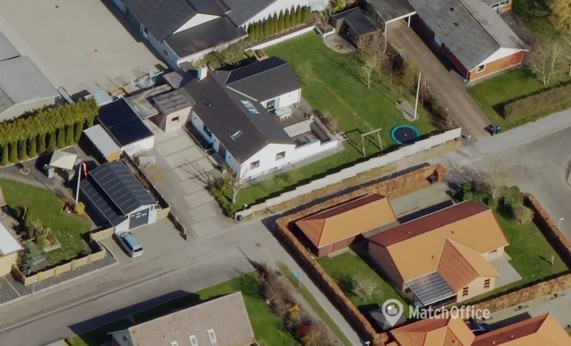 Lager / produktion Industrivej 22 7430 Ikast