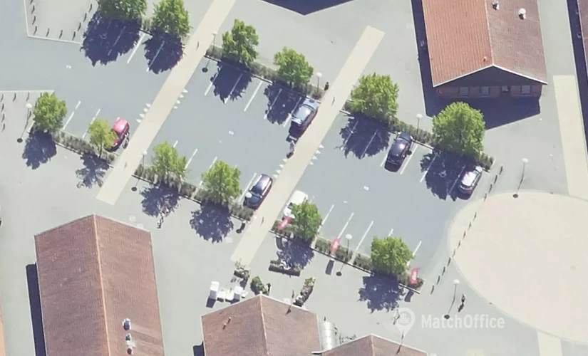 190 m² Commercial shop for rent in Vejle, Vindinggård Center 11 (7100) - 1 | MatchOffice.com