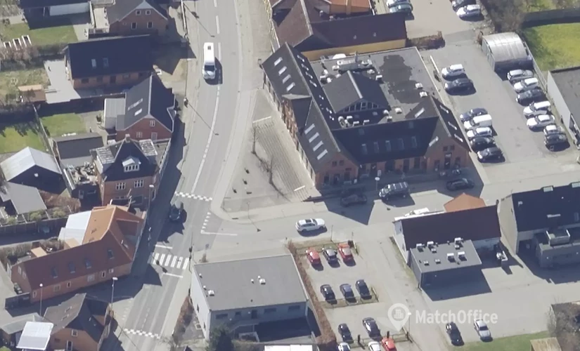 Butik til leje på Byvej 1E, 8543 Hornslet - 102 m² | Foto 1 - Lokalebasen.dk