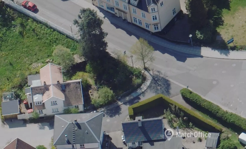 170 m² Commercial shop for rent in Fredensborg, Jernbanegade 8 (3480) - 1 | MatchOffice.com