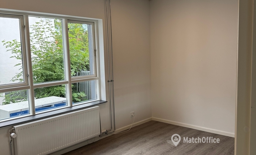 Kontor til leje på Brøndbyøstervej 86, 2605 Brøndby - 14 m² | Foto 1 - Lokalebasen