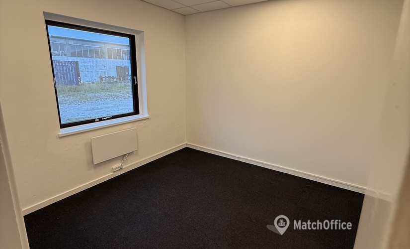 44 m² Office warehouse up for rent in Rodovre, Islevdalvej 140 (2610) - 1 | MatchOffice.com