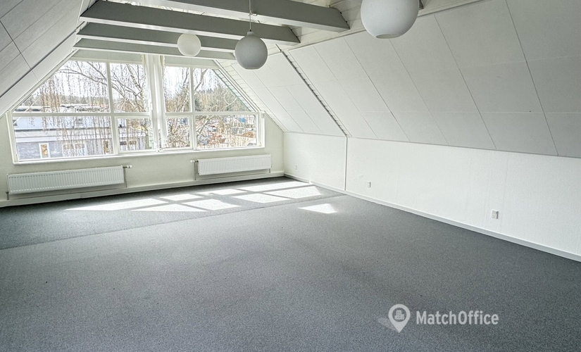 Office Mågevej 14 8370 Hadsten