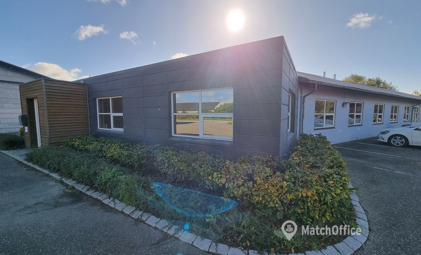 1039 m² Office warehouse for rent in Hadsten, Faurskovvej 1 (8370) - 2 | MatchOffice.com