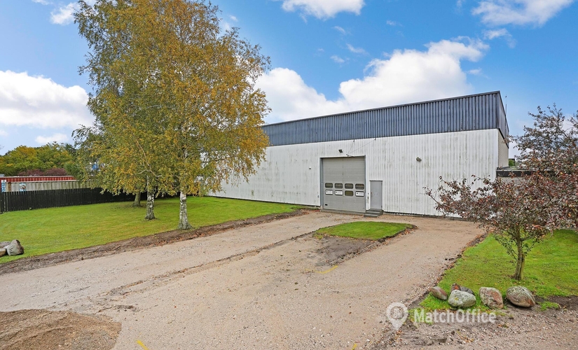 1040 m² Warehouse storage rental in Vallensbaek, Vallensbækvej 46 (2625) - 1 | MatchOffice