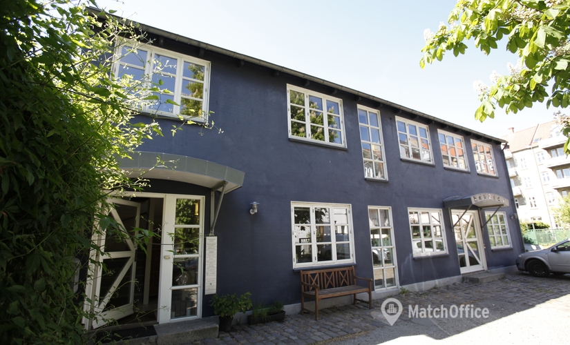 Office Frederiks Allé 112 b 8000 Aarhus C