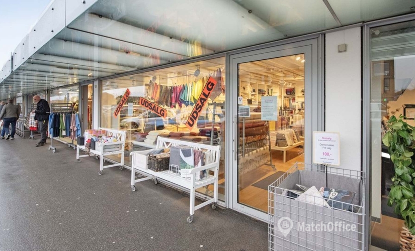 Butik til leje på Kongevejs-Centret 2, 2970 Hørsholm - 113 m² | Foto 0 - Lokalebasen.dk