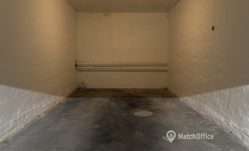 Parking Adelgade 47 1304 Copenhagen City Center