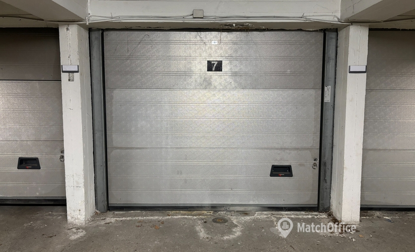 Parking Adelgade 47 1304 Copenhagen City Center