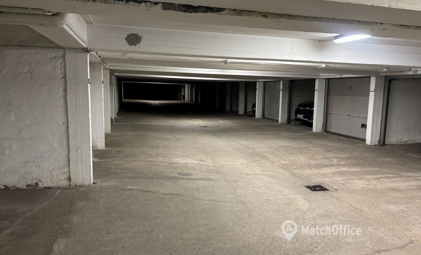 Parking Adelgade 47 1304 Copenhagen City Center