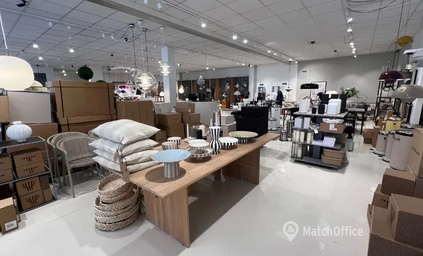 325 m² Shop for rent in Viborg, Ll. Sct. Peder Stræde 16 (8800) - 3 | MatchOffice.com