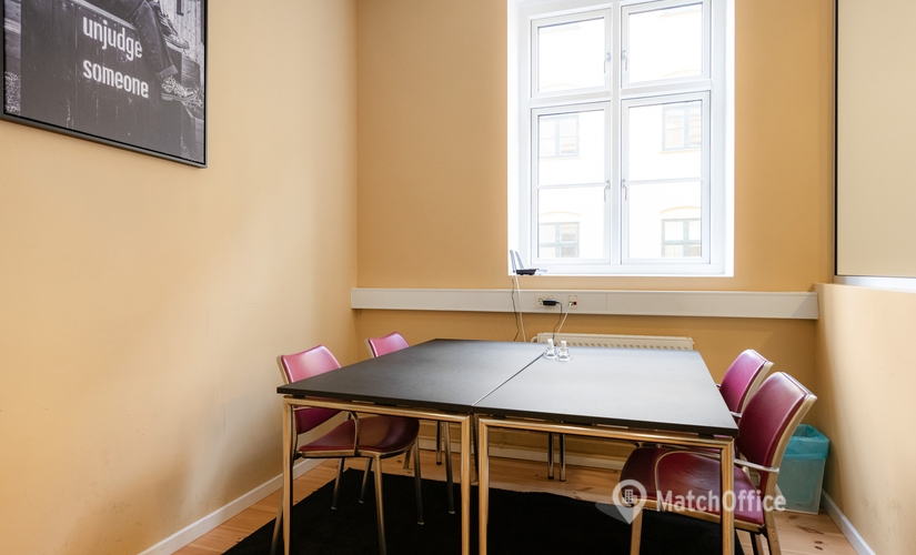 Office Dronningensgade 66 1420 Copenhagen City Center