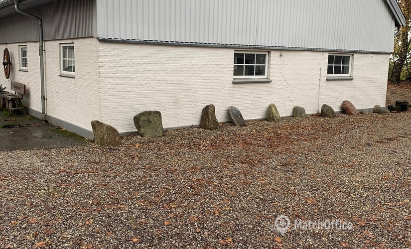 110 m² Warehouse up for rent in Hinnerup, Rønbækvej 36 (8382) - 0 | MatchOffice.com