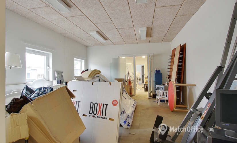 482 m² Warehouse storage up for rent in Aalborg SV, Halkjærvej 16B (9200) - 1 | MatchOffice