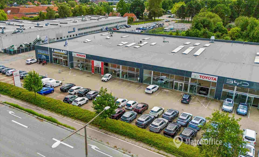 802 m² Shop for rent in Taastrup, Roskildevej 323 (2630) - 1 | MatchOffice