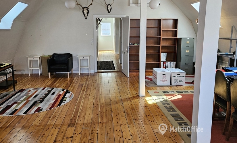 Kontor til leje på Store Torv 2, 3700 Rønne - 90 m² | Foto 0 - Lokalebasen