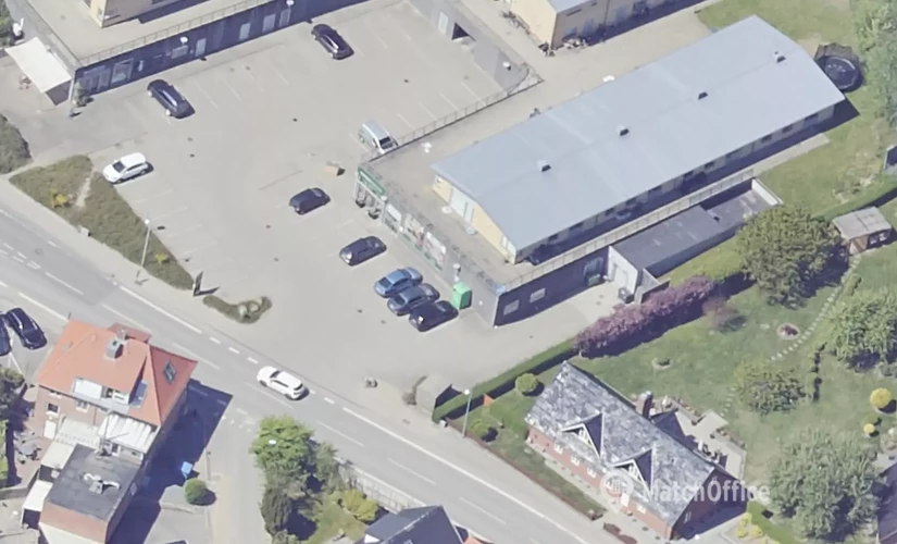 Butik til leje på Strandvejen 63A, 7120 Vejle Øst - 825 m² | Foto 0 - Lokalebasen
