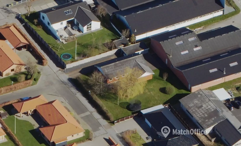 Lager / produktion Industrivej 18 7430 Ikast