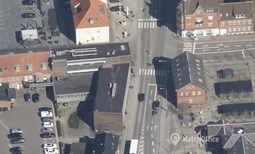 Butik til leje på Banegårdsgade 2, 8300 Odder - 122 m² | Foto 0 - Lokalebasen.dk