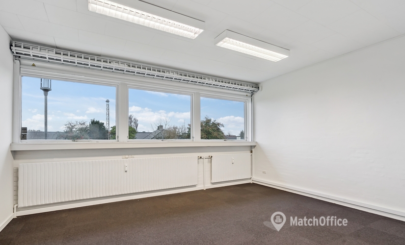 Office Gunnar Clausens Vej 32B 8260 Viby J