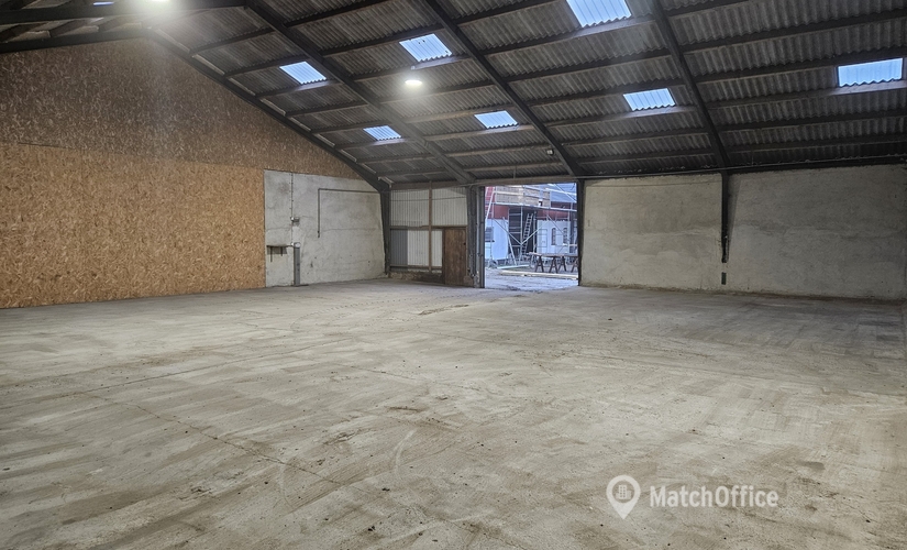 300 m² Warehouse space up for rent in Solrod, Åmarken 4 (4623) - 0 | MatchOffice