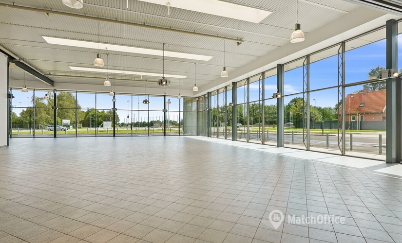 3177 m² Commercial warehouse for rent in Taastrup, Taastrup Hovedgade 176 (2630) - 1 | MatchOffice