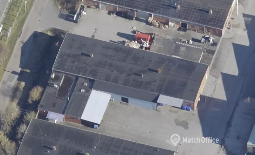 Lager / produktion Industrivej 8 8920 Randers NV