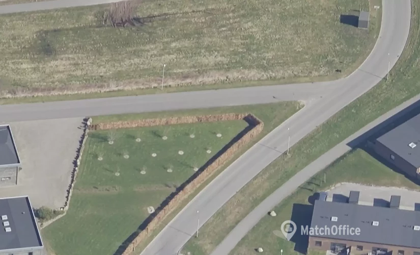 Grund Tyrrisvej 2 8410 Rønde