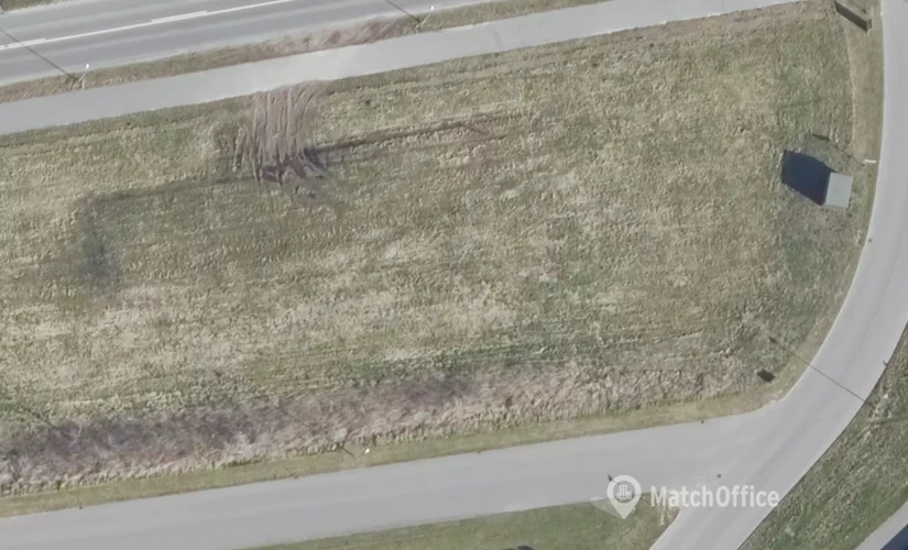 Grund Tyrrisvej 2 8410 Rønde