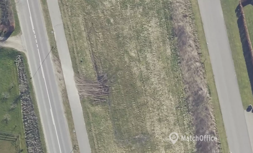 Grund Tyrrisvej 2 8410 Rønde