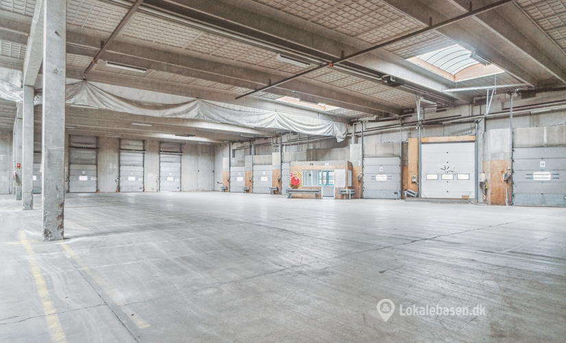 Lager til leje på Kirstinehøj 17, 2770 Kastrup - 1424 m² | Foto 0 - Lokalebasen
