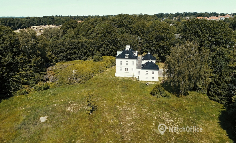 Office Hillerødvejen 3 3480 Fredensborg