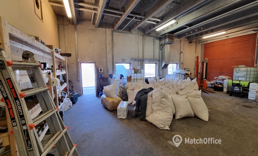 220 m² Commercial warehouse rental in Odense SV, Faaborgvej 248 B (5250) - 0 | MatchOffice