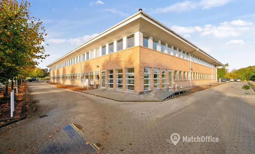 Office Roskildevej 10 3400 Hillerod