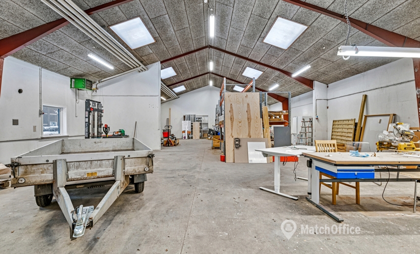 390 m² Warehouse space for rent in Vejle, Hjulmagervej 15A (7100) - 2 | MatchOffice.com