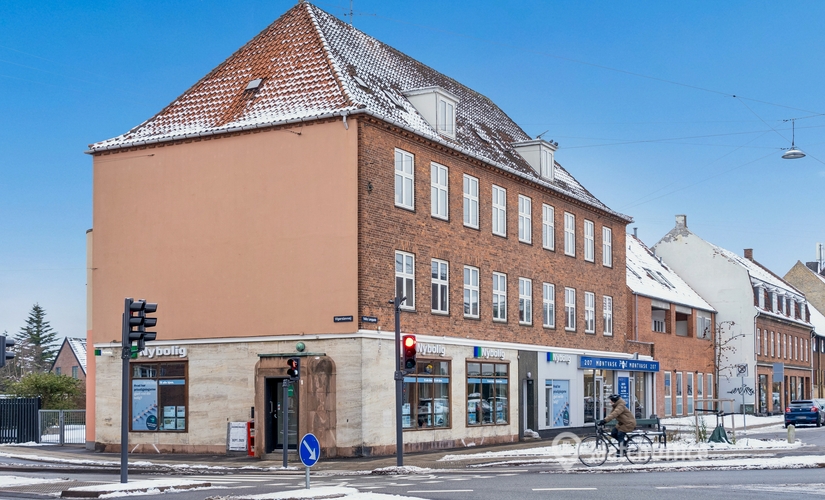 180 m² Commercial shop for rent in Valby, Valby Langgade 207 (2500) - 0 | MatchOffice