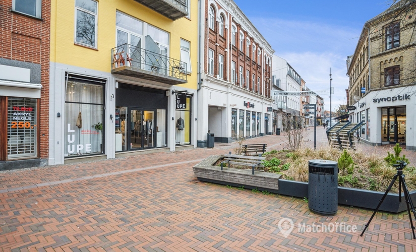 144 m² Store for rent in Kolding, Rendebanen 15 (6000) - 1 | MatchOffice.com