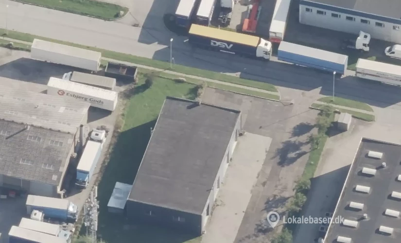 Lager / produktion Elektronvej 5 2670 Greve