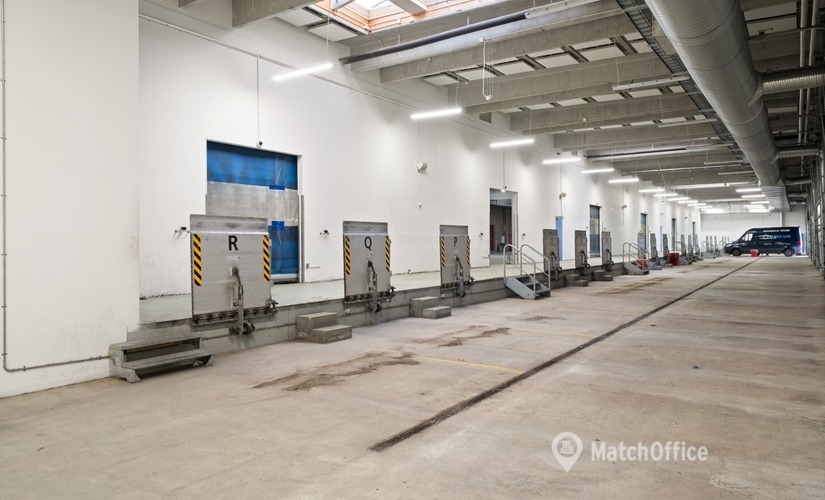 Lager til leje på Oliefabriksvej 45, 2770 Kastrup - 8849 m² | Foto 1 - Lokalebasen
