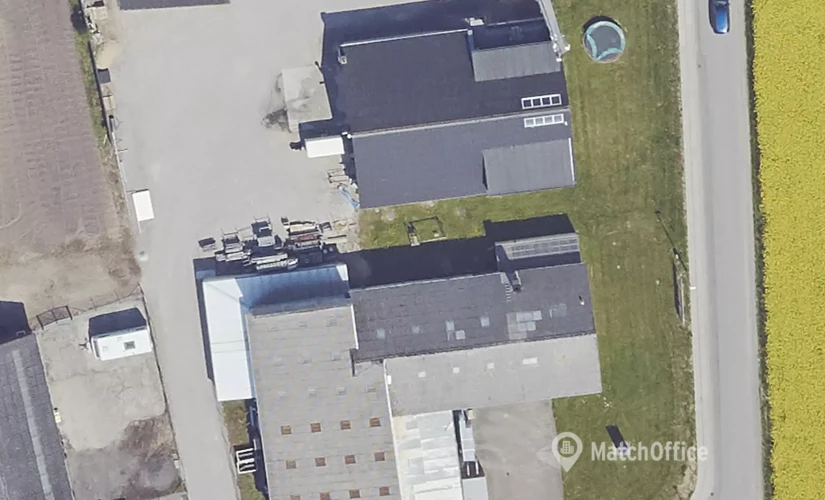 Lager / produktion Jerlev Boulevard 56 7100 Vejle