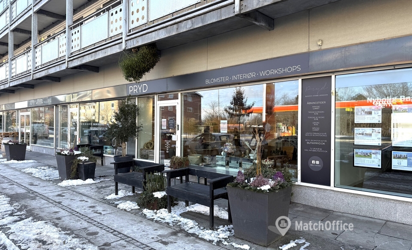 147 m² Commercial shop for rent in Bagsvaerd, Bagsværd Hovedgade 81-83 (2880) - 1 | MatchOffice.com