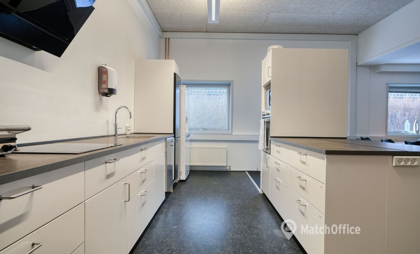 Office Ydervang 5 4300 Holbaek