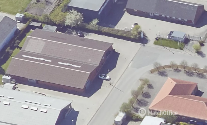 528 m² Commercial warehouse rental in Middelfart, Alsvej 8 (5500) - 2 | MatchOffice.com