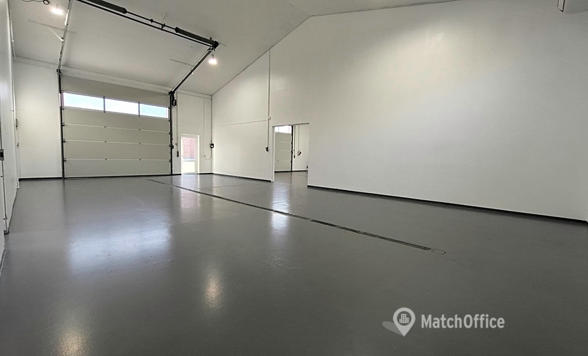 400 m² Commercial warehouse for rent in Slangerup, Fabriksvangen 5A (3550) - 1 | MatchOffice.com