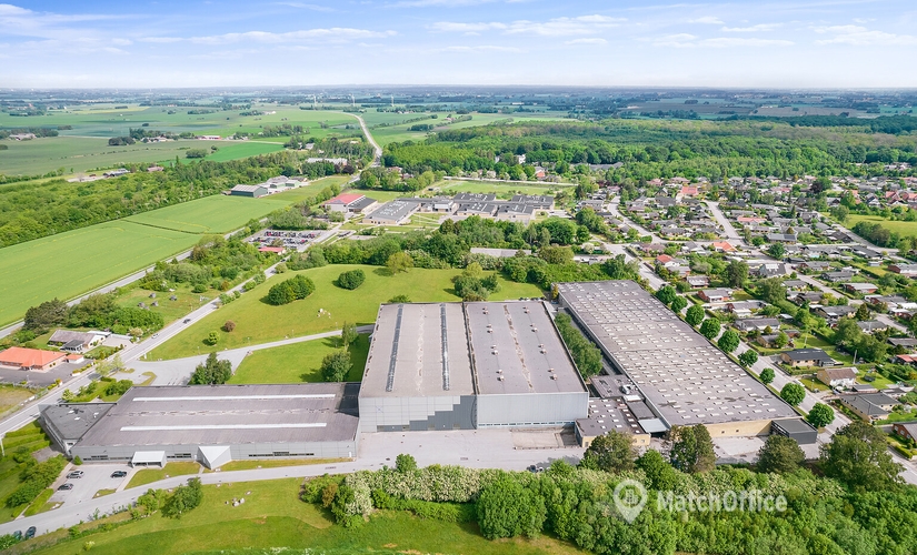 Lager / produktion Bækvej 10 4690 Haslev