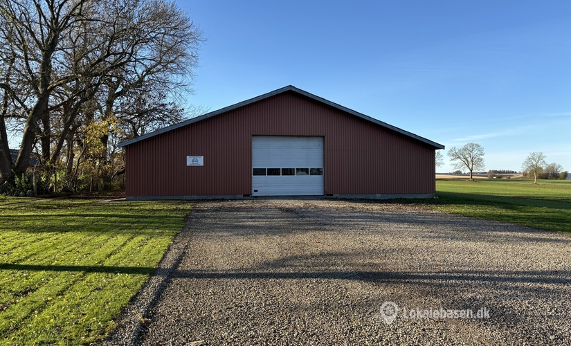 Lager til leje på Købmagervej 1, 7130 Horsens - 2000 m² | Foto 1 - Lokalebasen