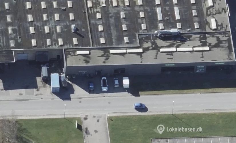 Lager til leje på Hvidevold 2B, 9800 Hjørring - 1372 m² | Foto 0 - Lokalebasen.dk