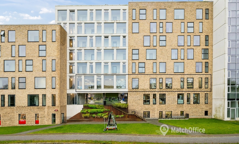 Office Møllehatten 21 8240 Risskov