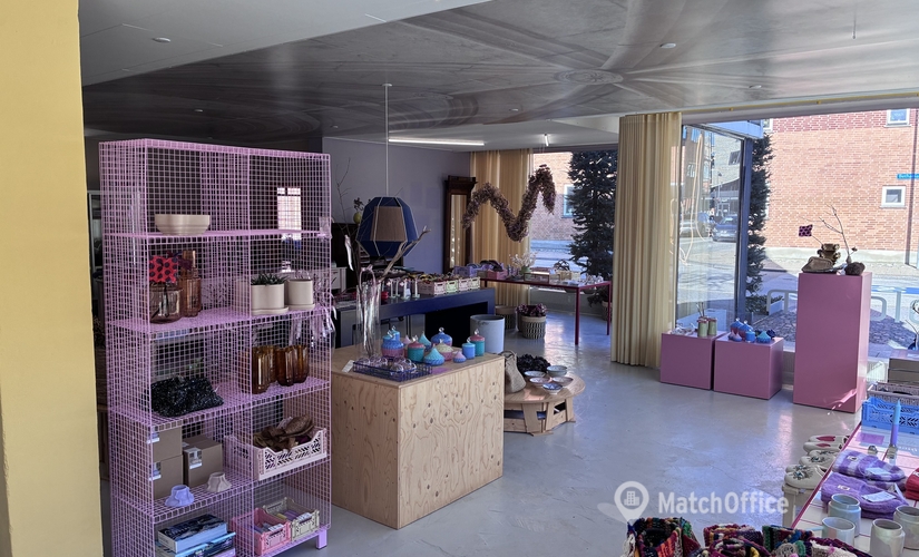 135 m² Shop for rent in Herning, Skolegade 7 (7400) - 3 | MatchOffice.com
